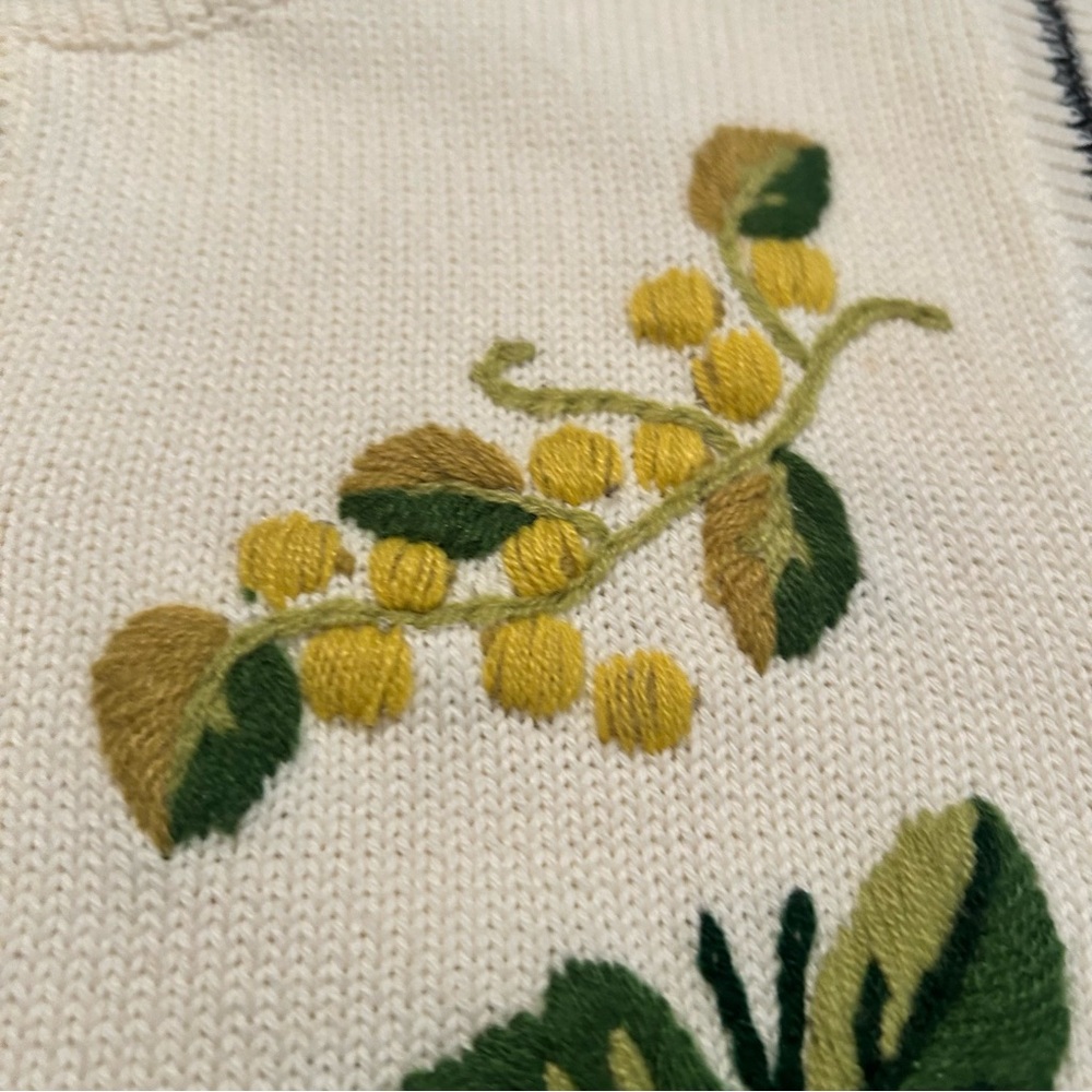 Vintage size large embroidered floral sweater vest grandma core, coastal grandma - Picture 7 of 16